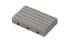TH56g-BW-.jpg