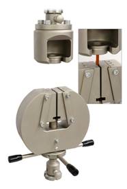 THS871-50-ISO14589-Fig8+THS527-20+BV10_Blind_rivet_mandrel_break_load_test_4,2kg_02